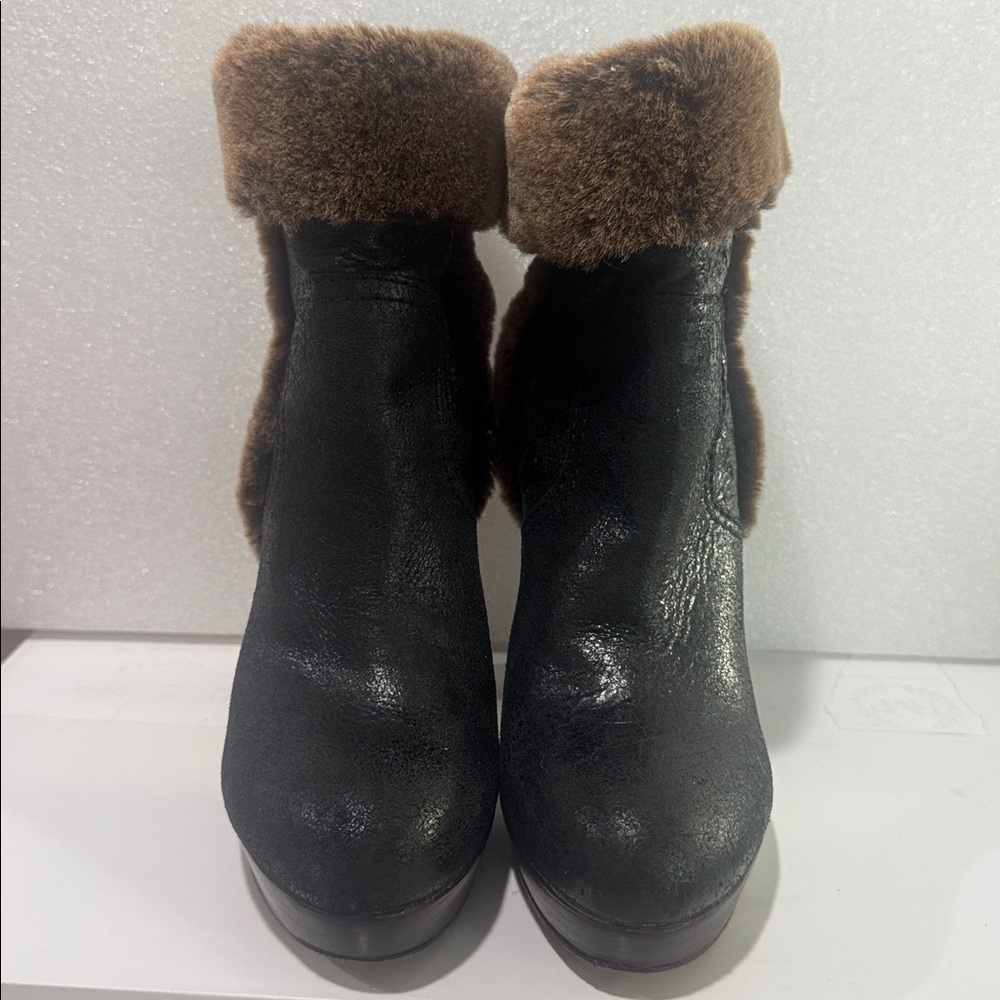 Beautiful Tory Burch Black and Brown Fur-Trimmed Heeled Boots size 7 - Picture 1 of 11